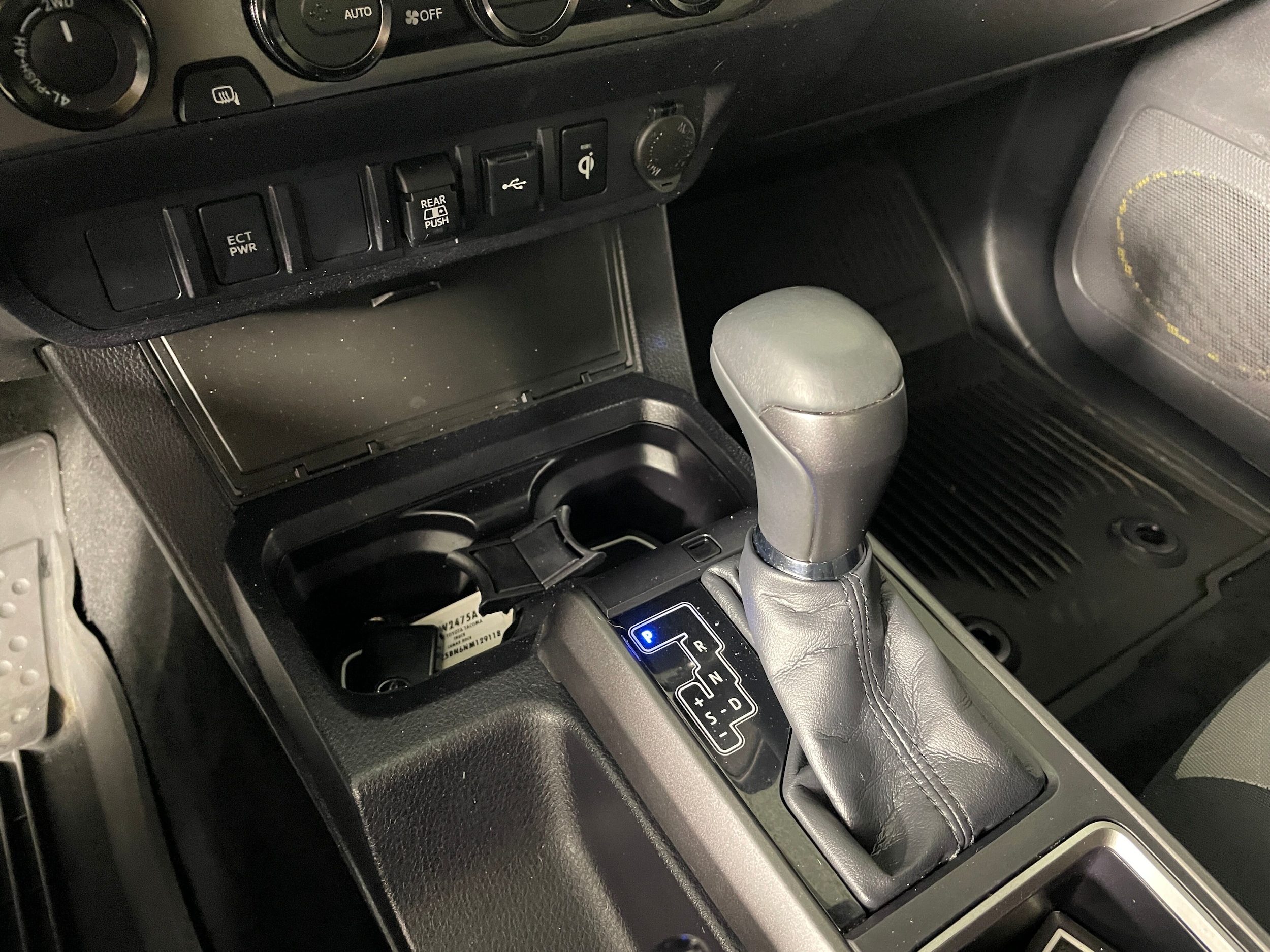 2022 Toyota Tacoma TRD Sport - Photo 9
