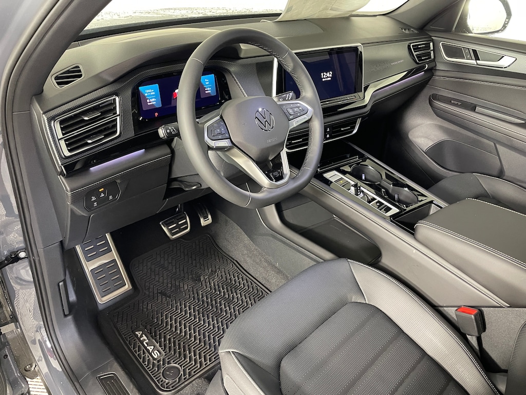 New 2026 Volkswagen Atlas Cross Sport SEL R-Line Black SUV
