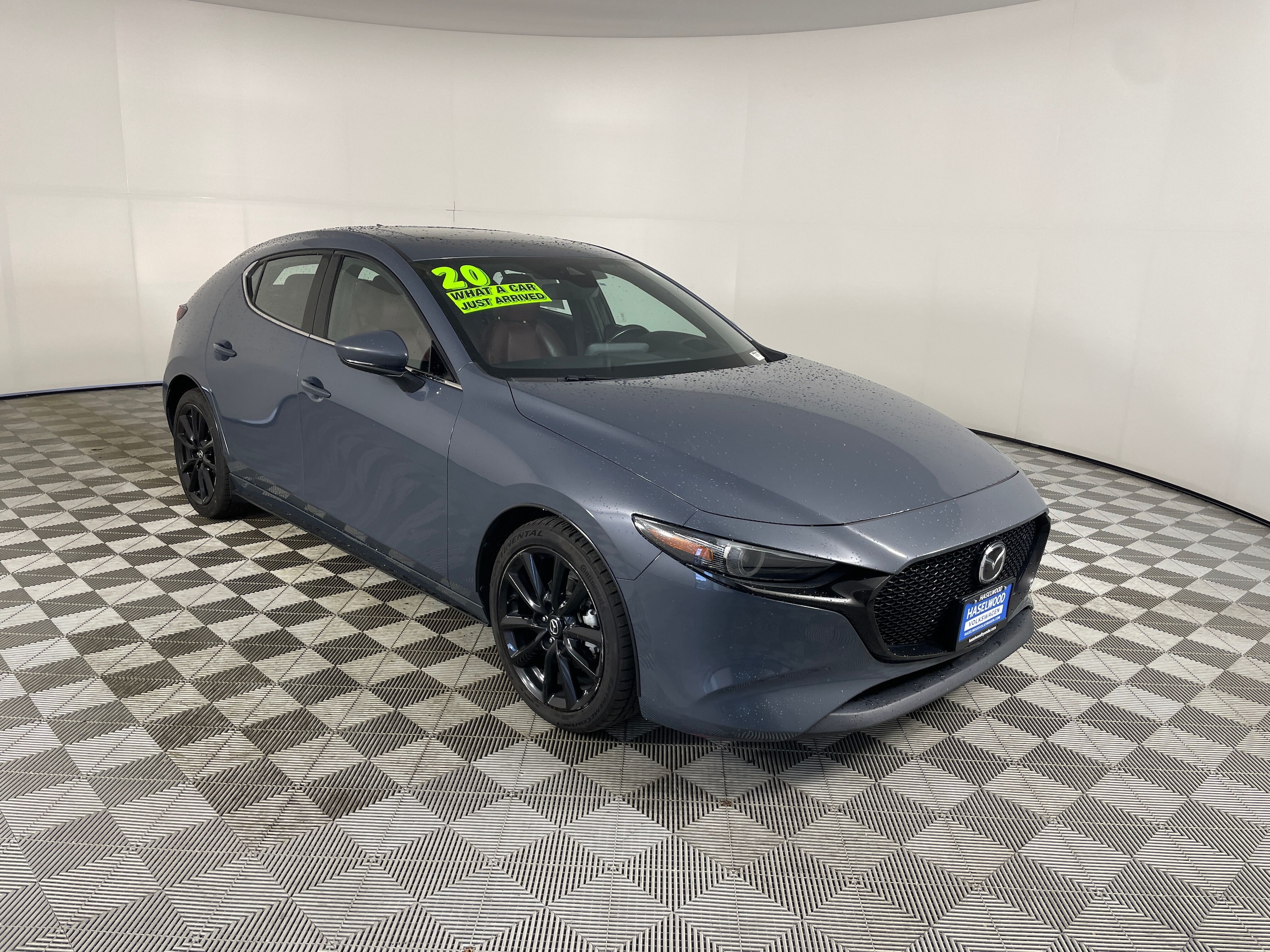 2020 Mazda Mazda3 Premium - Photo 16