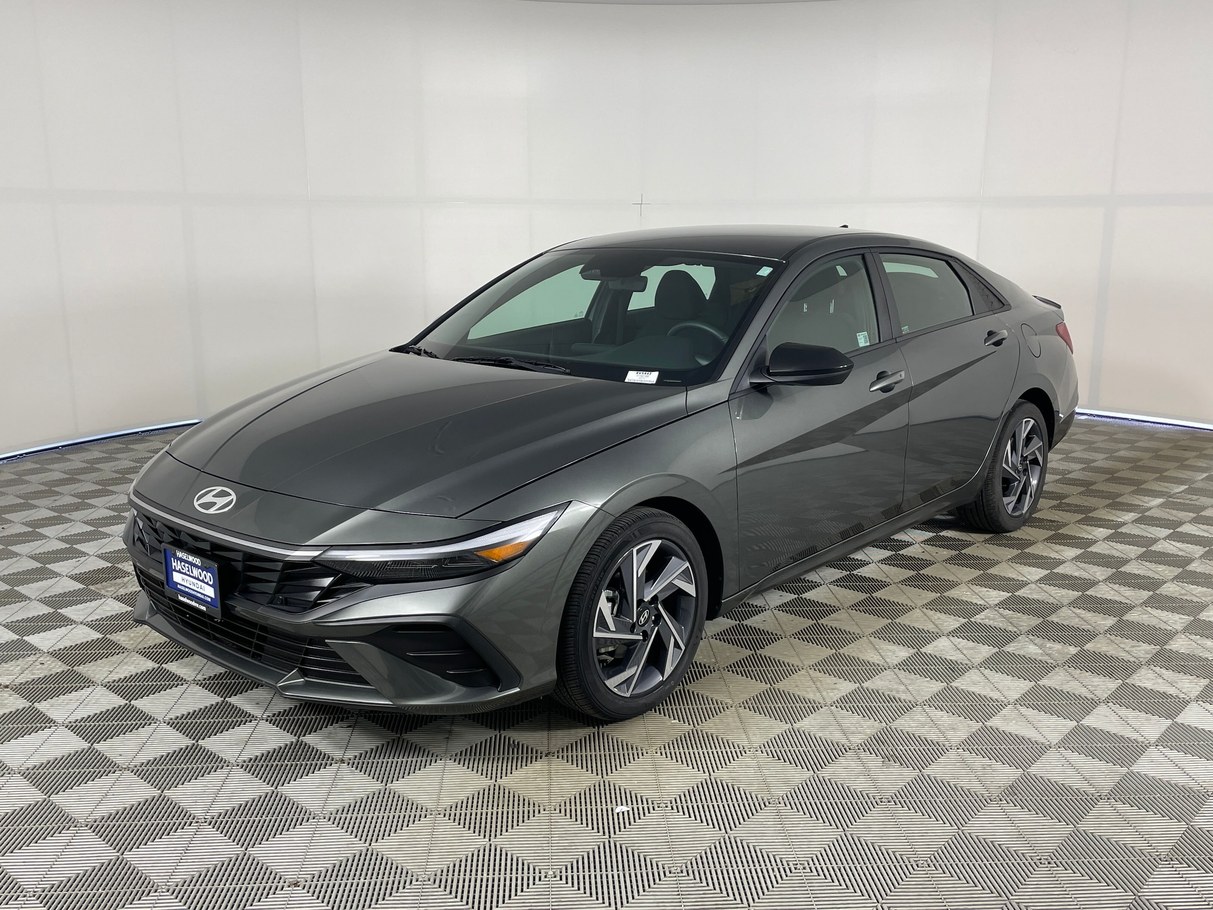 2025 Hyundai Elantra 2.0 SEL Sport IVT's photo