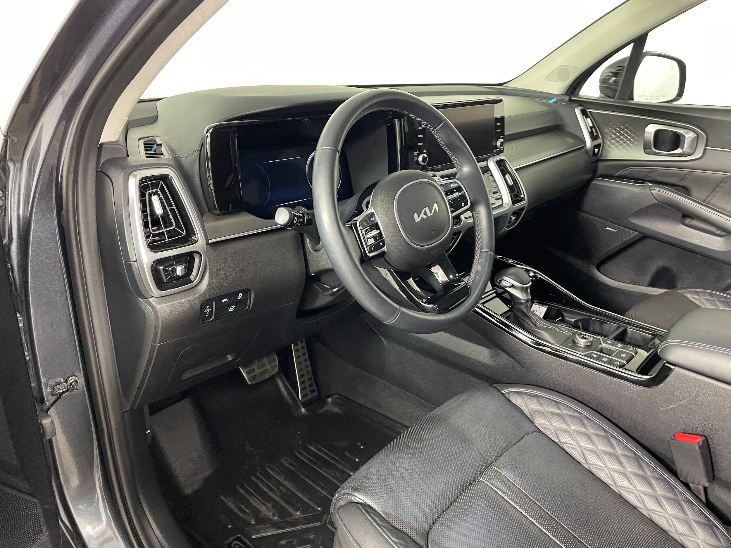 2023 Kia Sorento SX Prestige photo 2