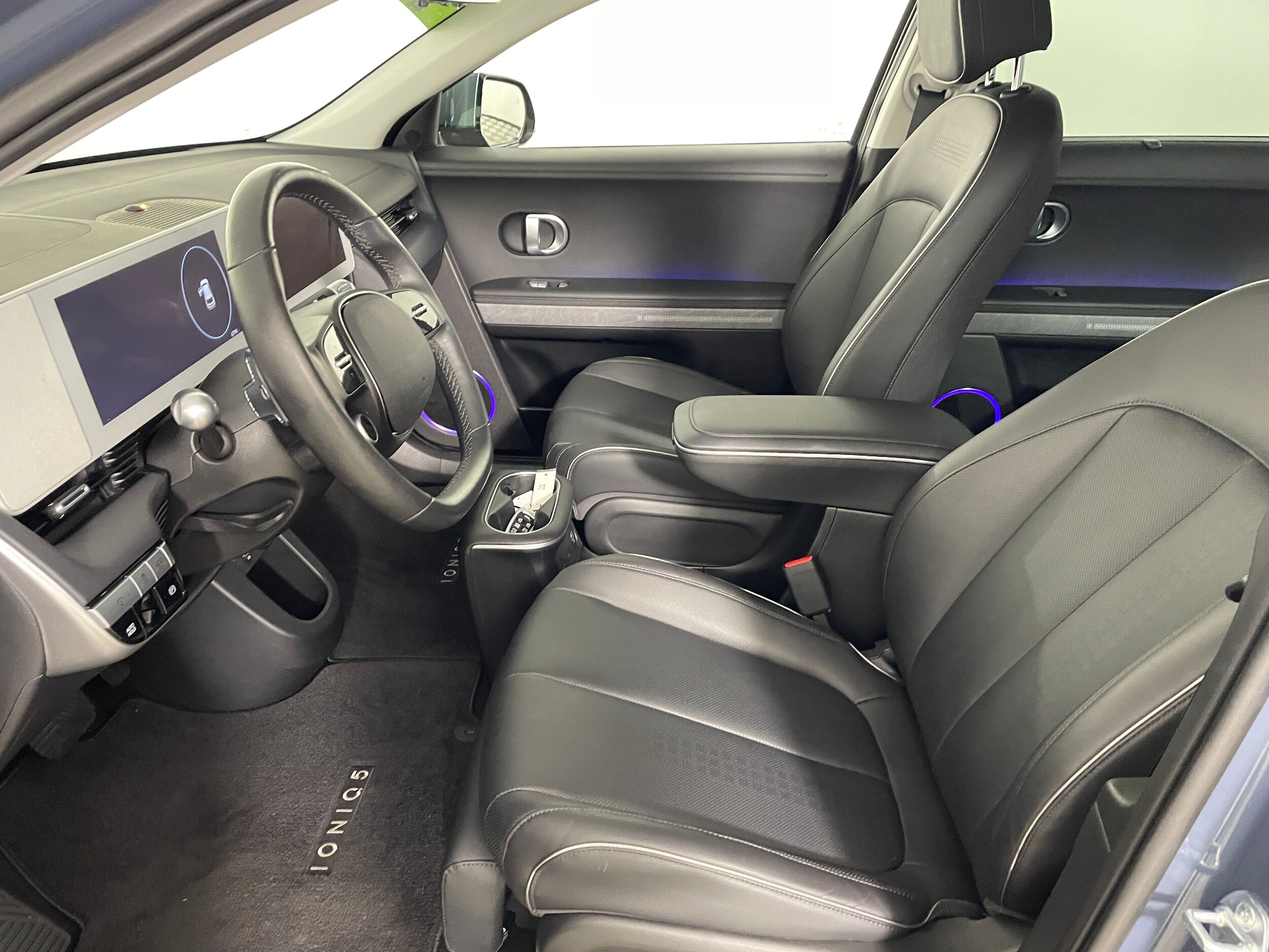 2024 Hyundai Ioniq 5 Limited photo 2