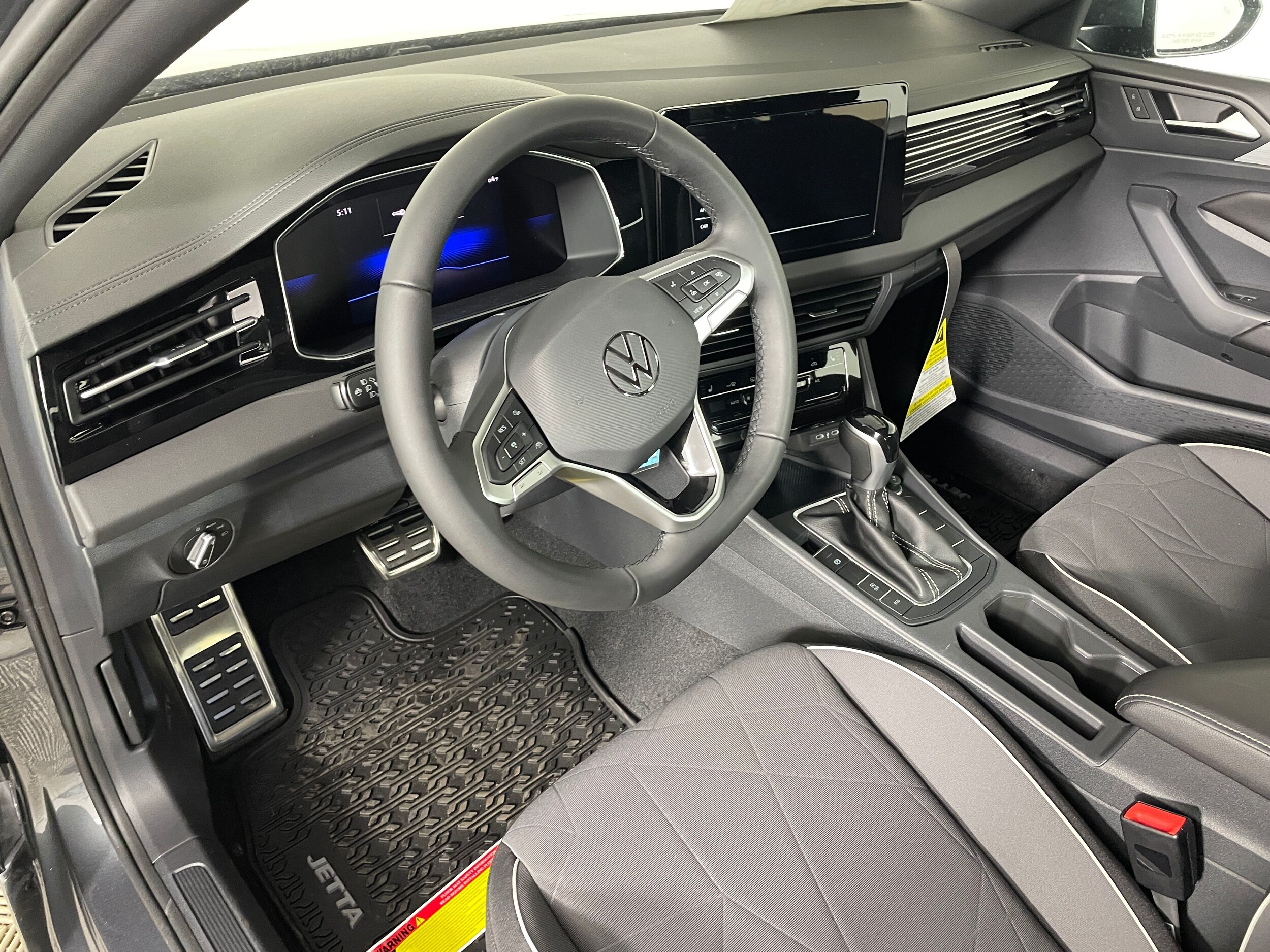 2026 Volkswagen Jetta Sport photo 2