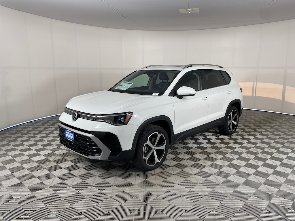 New 2026 Volkswagen Taos 1.5T SEL SUV