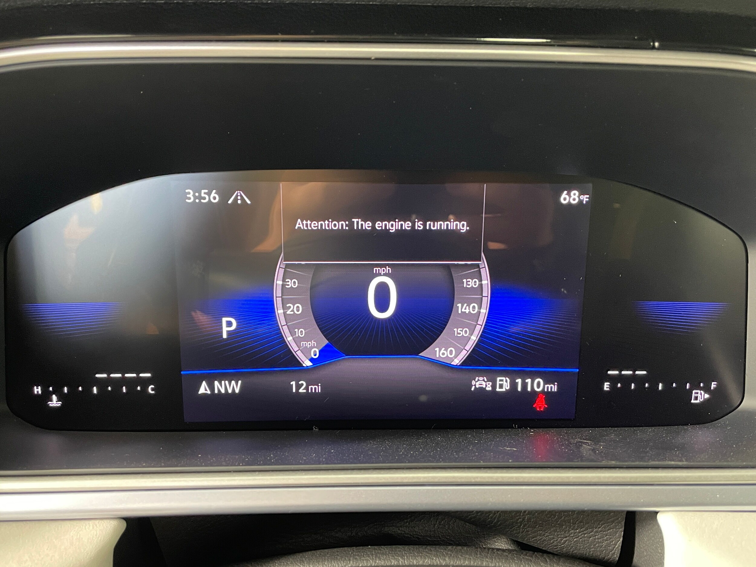 2025 Volkswagen Taos SE photo 3