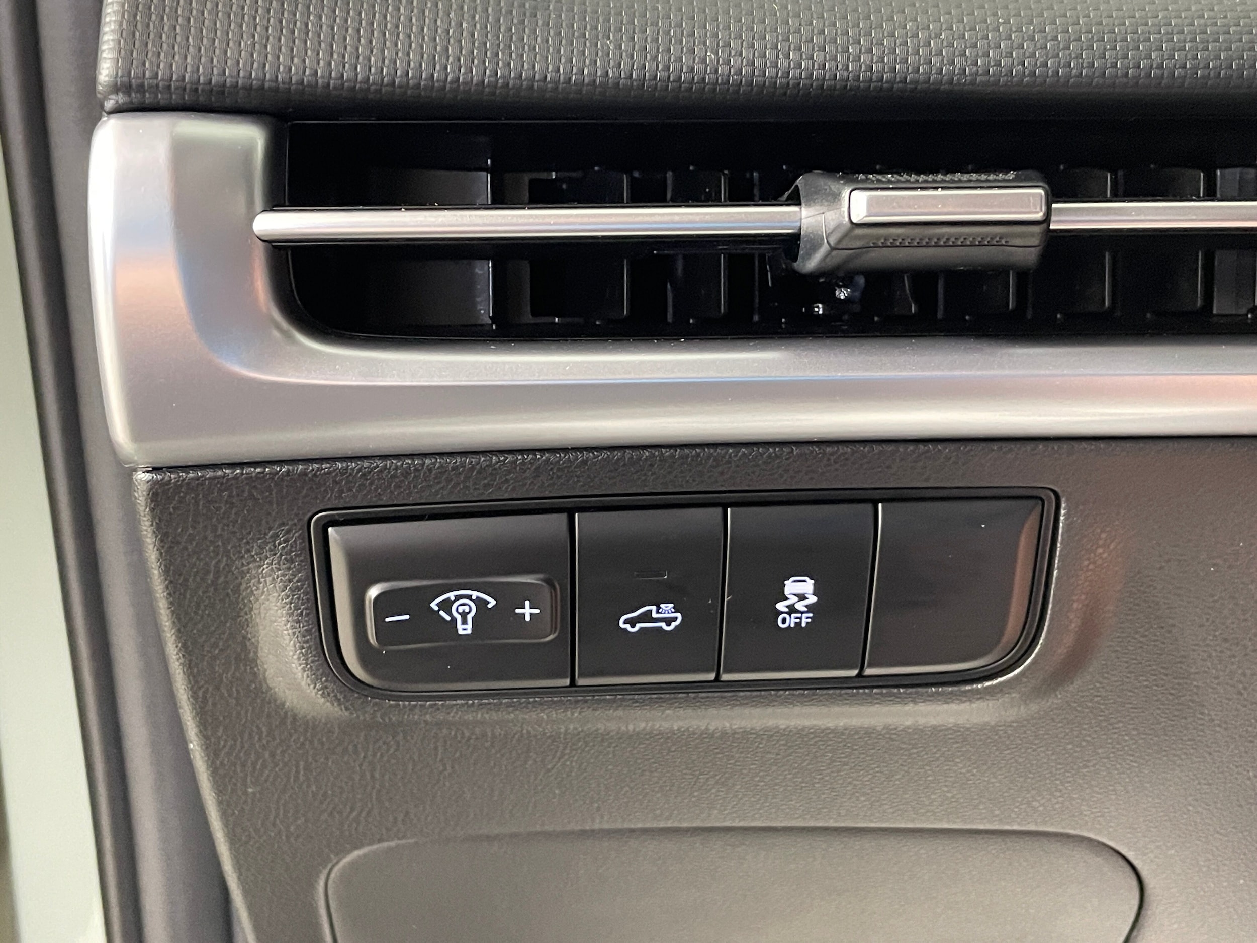 2026 Hyundai Santa Cruz SE - Photo 14