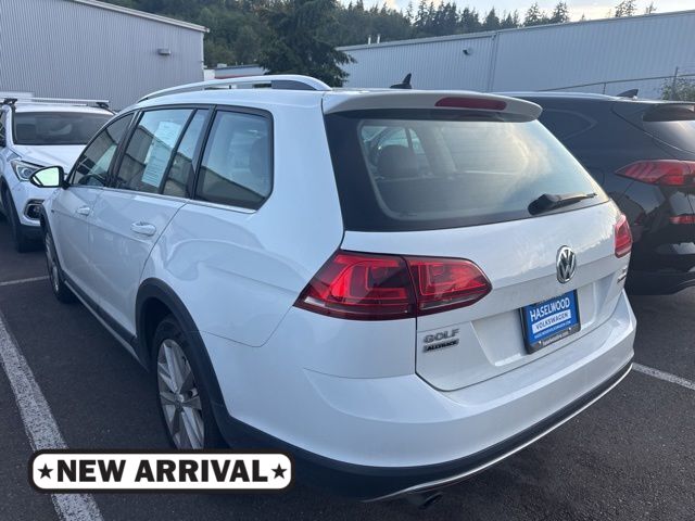 2017 Volkswagen Golf Alltrack TSI SE 4Motion DSG's photo