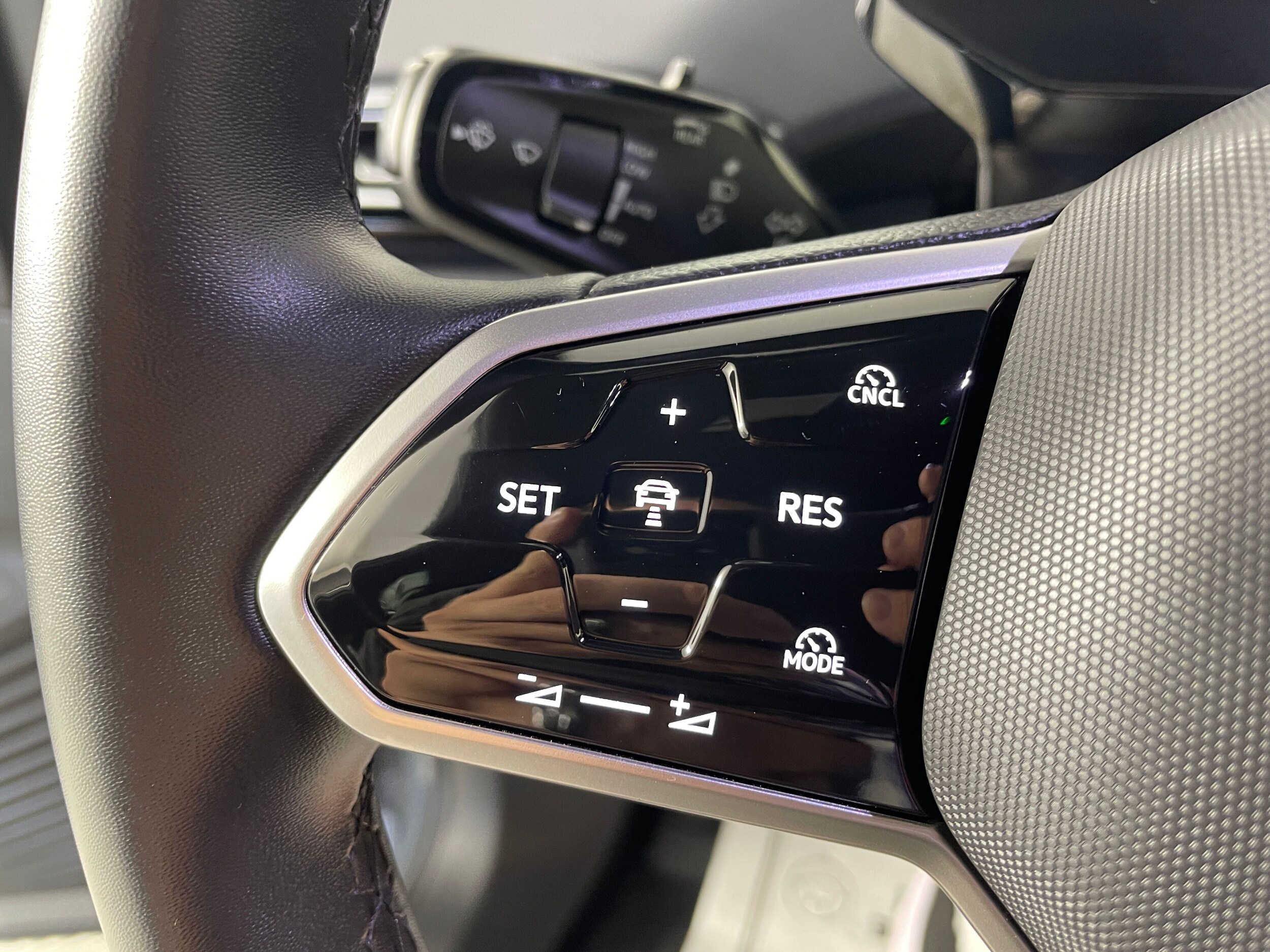 2024 Volkswagen ID.4 PRO - Photo 13