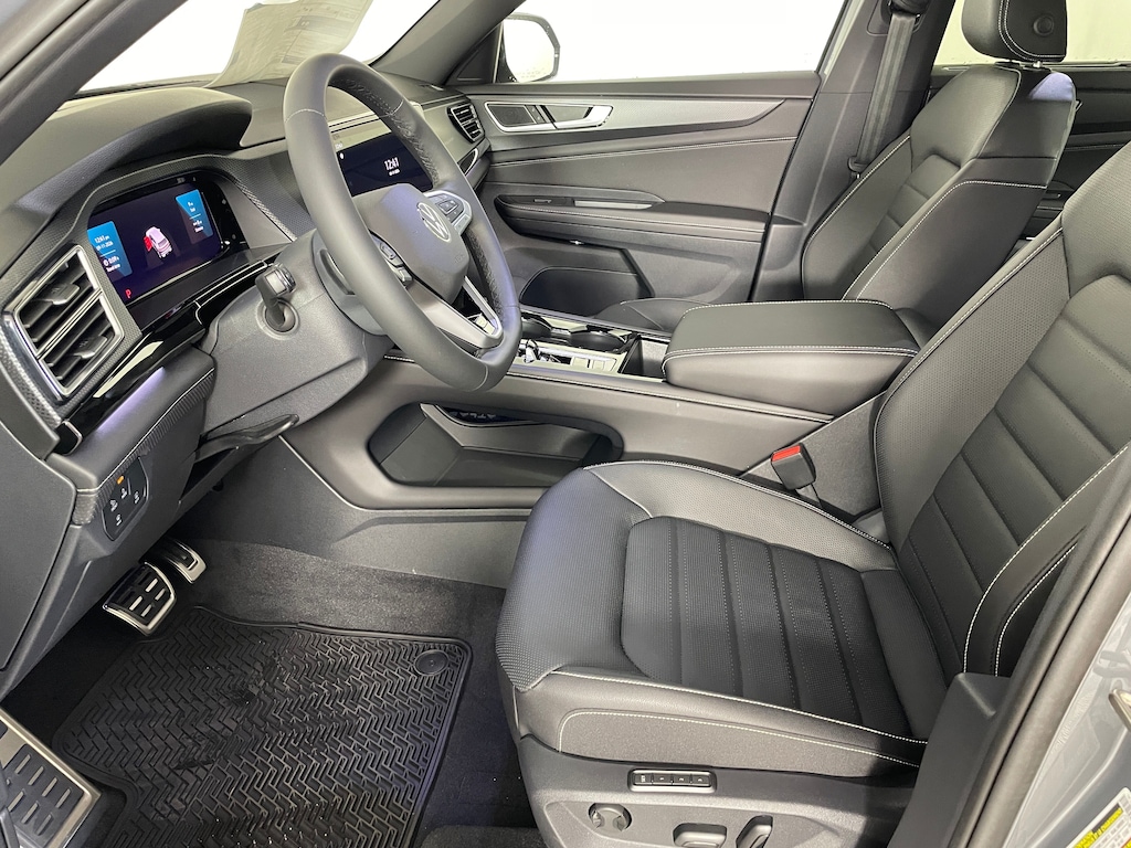 New 2026 Volkswagen Atlas Cross Sport SEL R-Line Black SUV