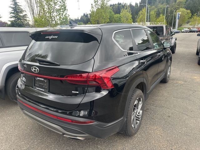 2021 Hyundai Santa Fe SE photo 3