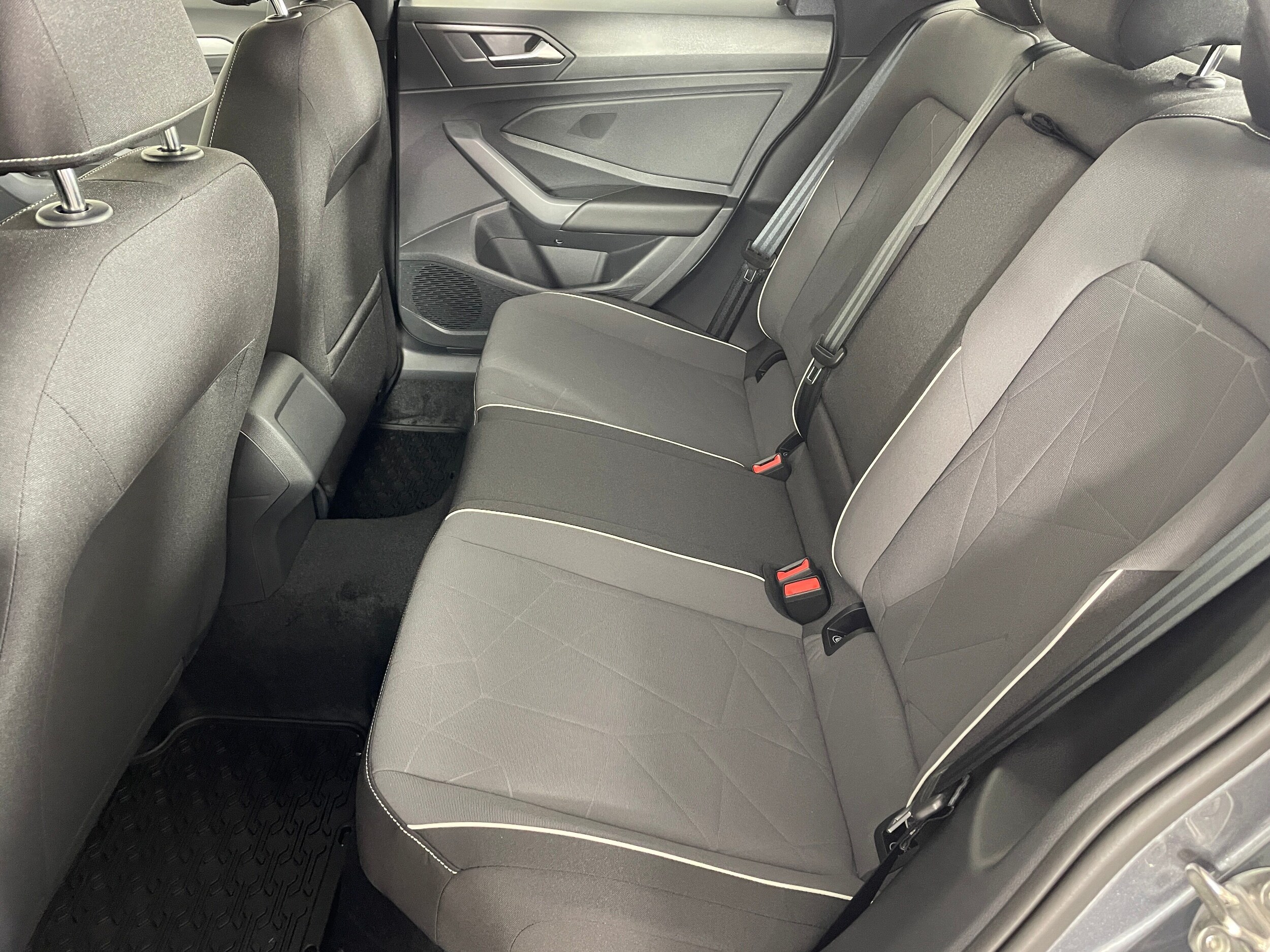 2026 Volkswagen Jetta Sport photo 4