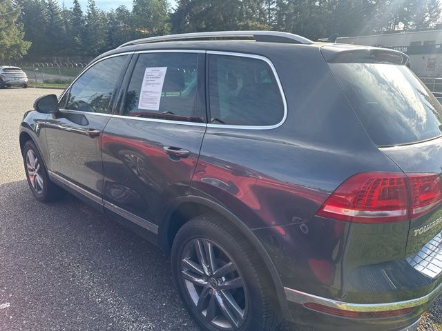 2016 Volkswagen Touareg TDI Lux 4MOTION photo 5