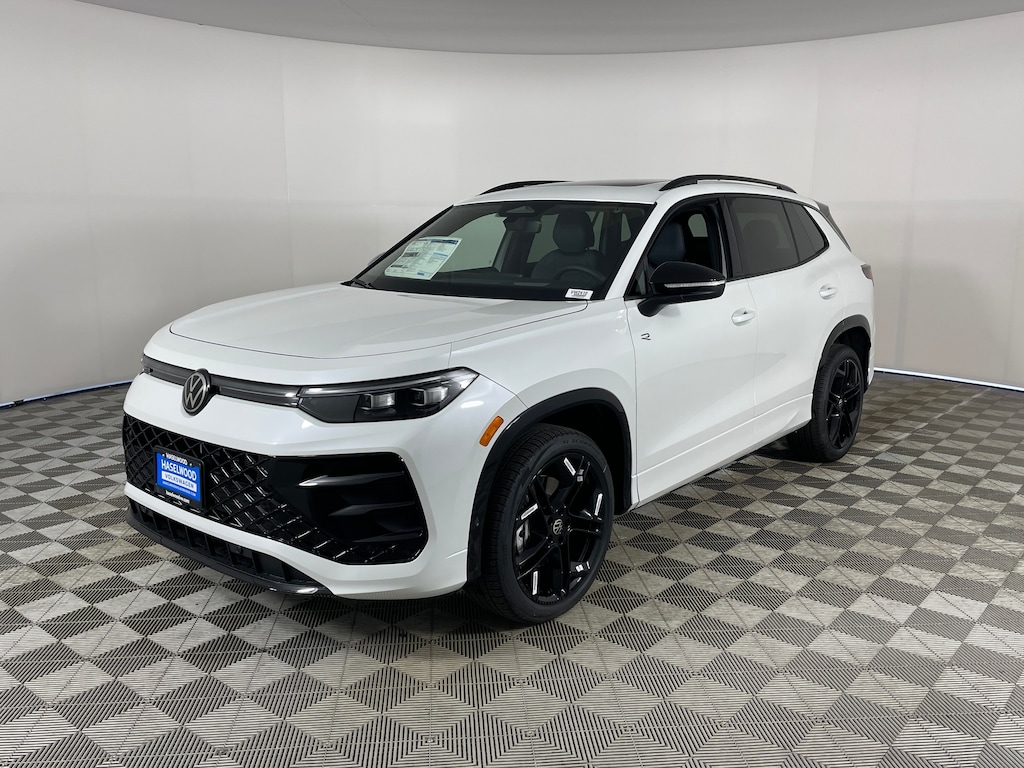 New 2025 Volkswagen Tiguan 2.0T SE R-Line Black SUV