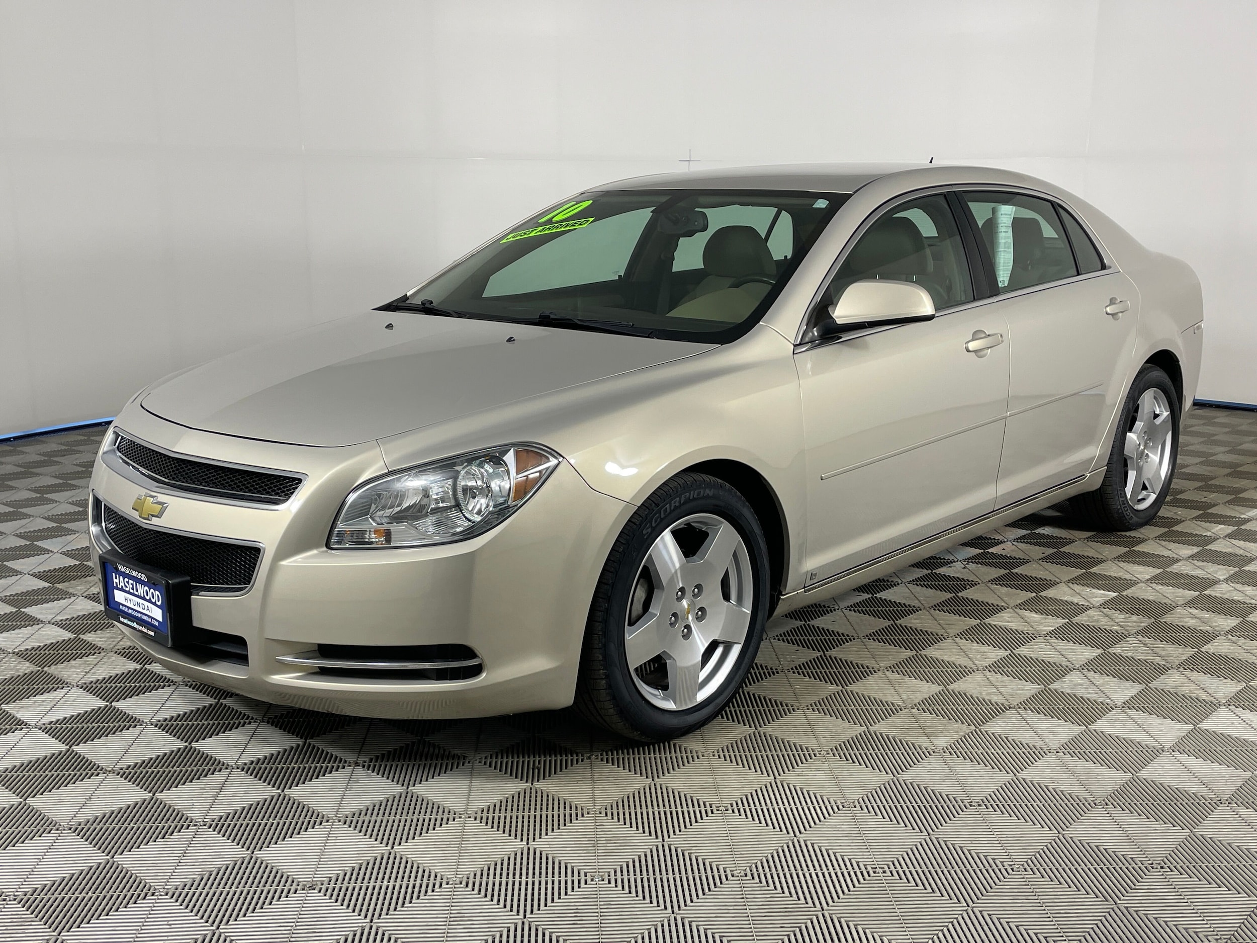 2010 Chevrolet Malibu Sedan 