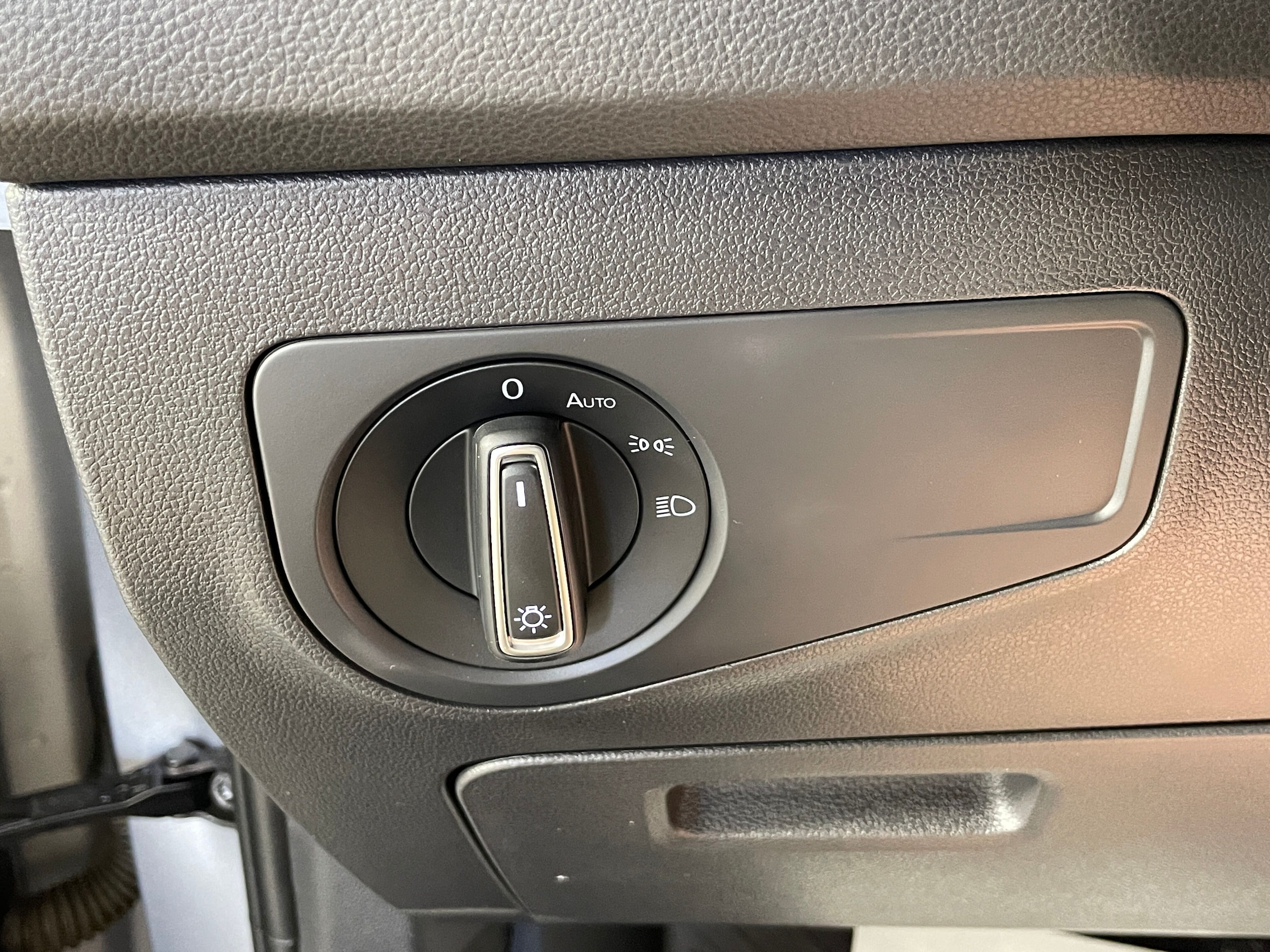 2019 Volkswagen Tiguan SE - Photo 13