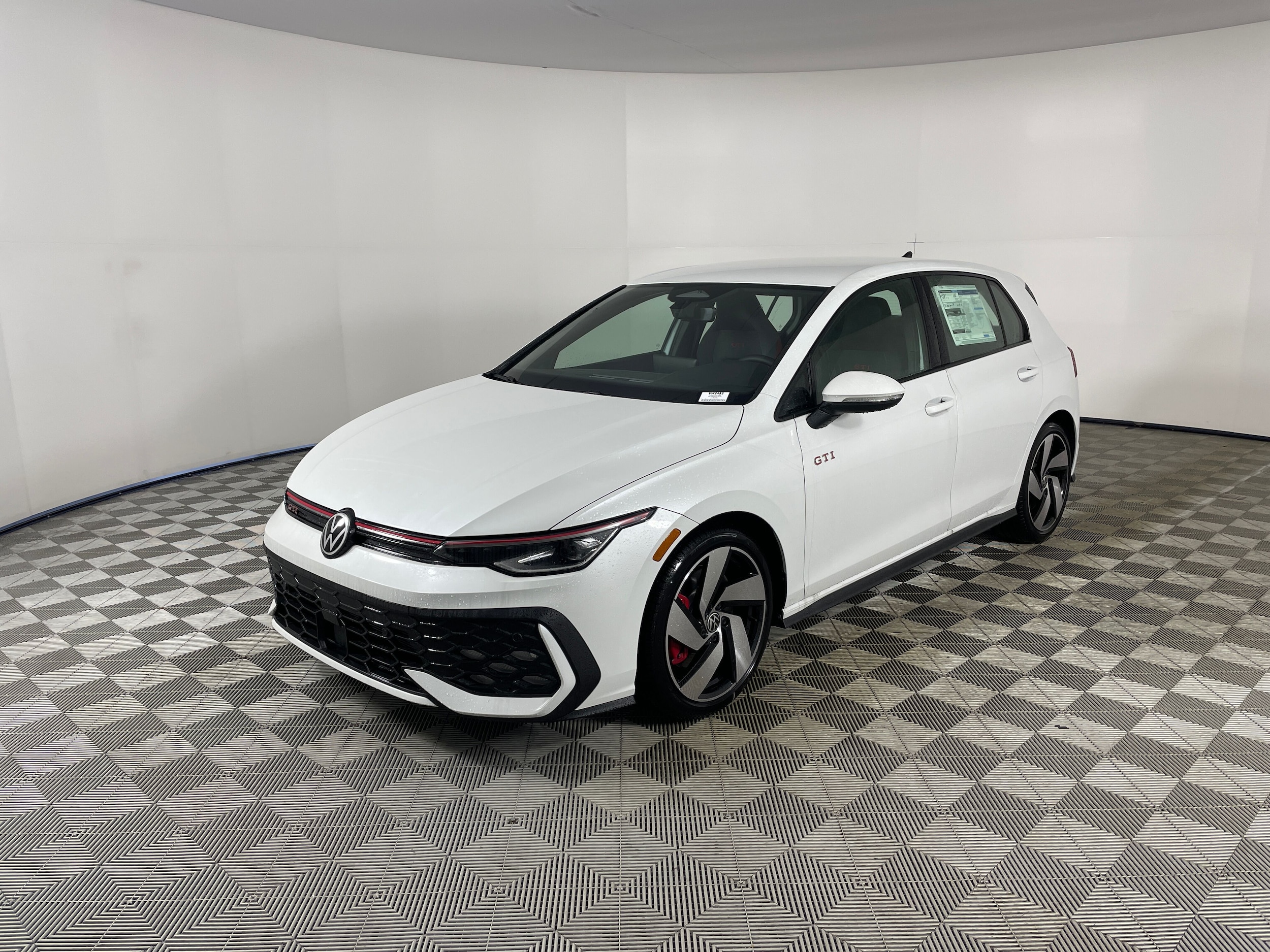 2026 Volkswagen Golf GTI S's photo