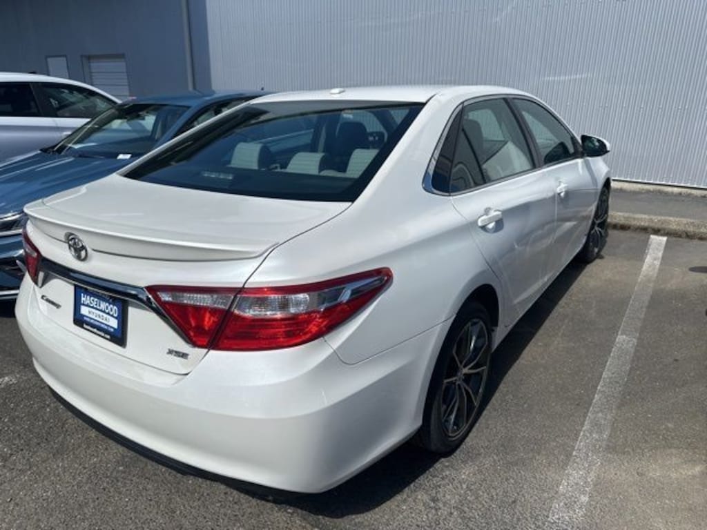 Used 2015 Toyota Camry XSE Sedan