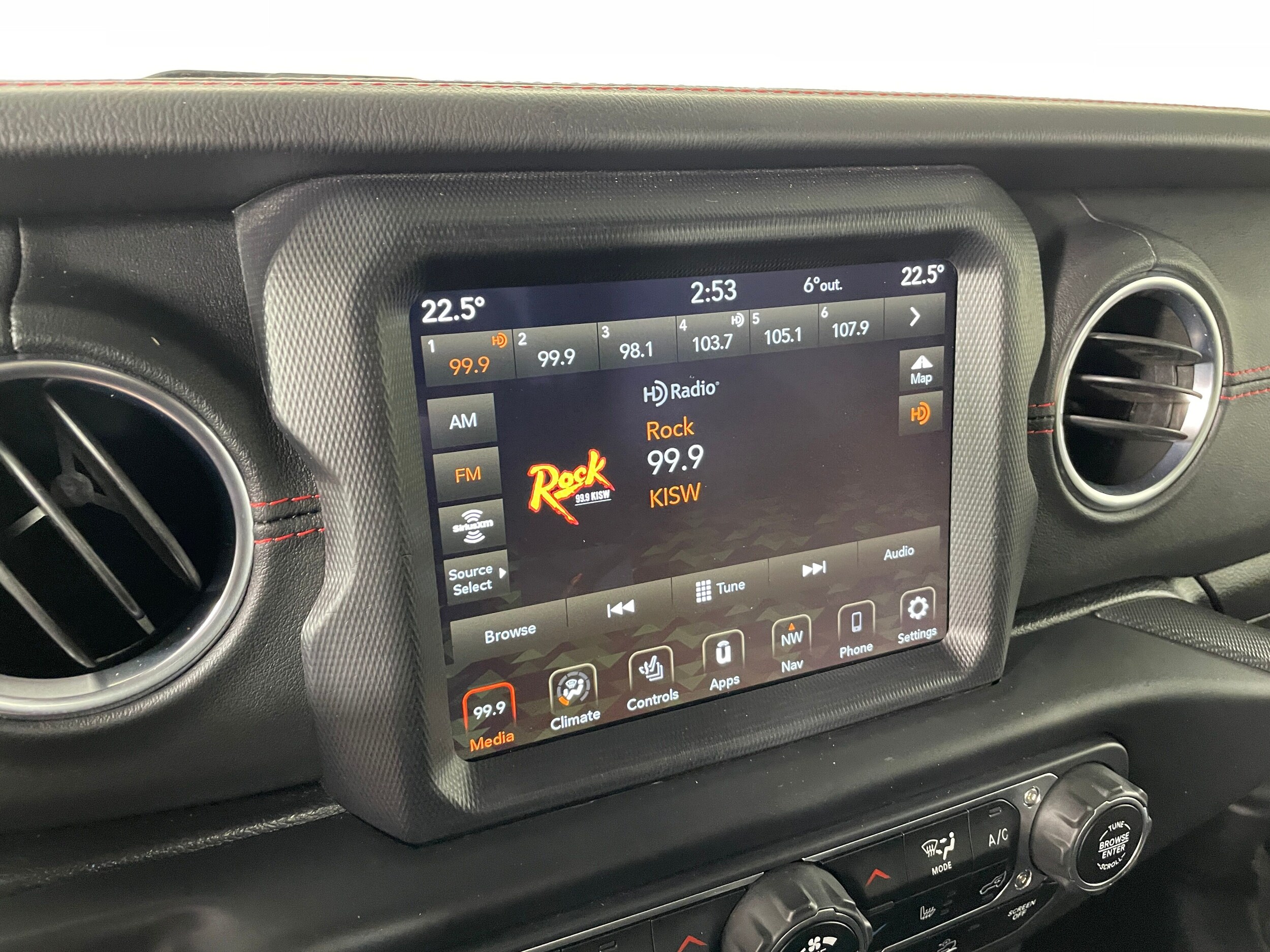 2020 Jeep Gladiator Rubicon photo 6