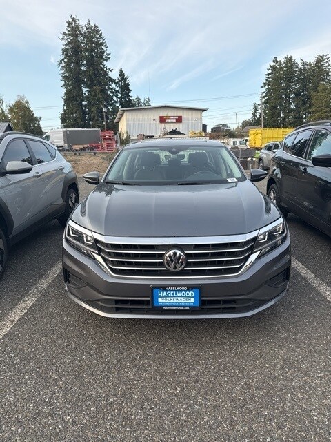 2022 Volkswagen Passat 2.0T SE photo 2