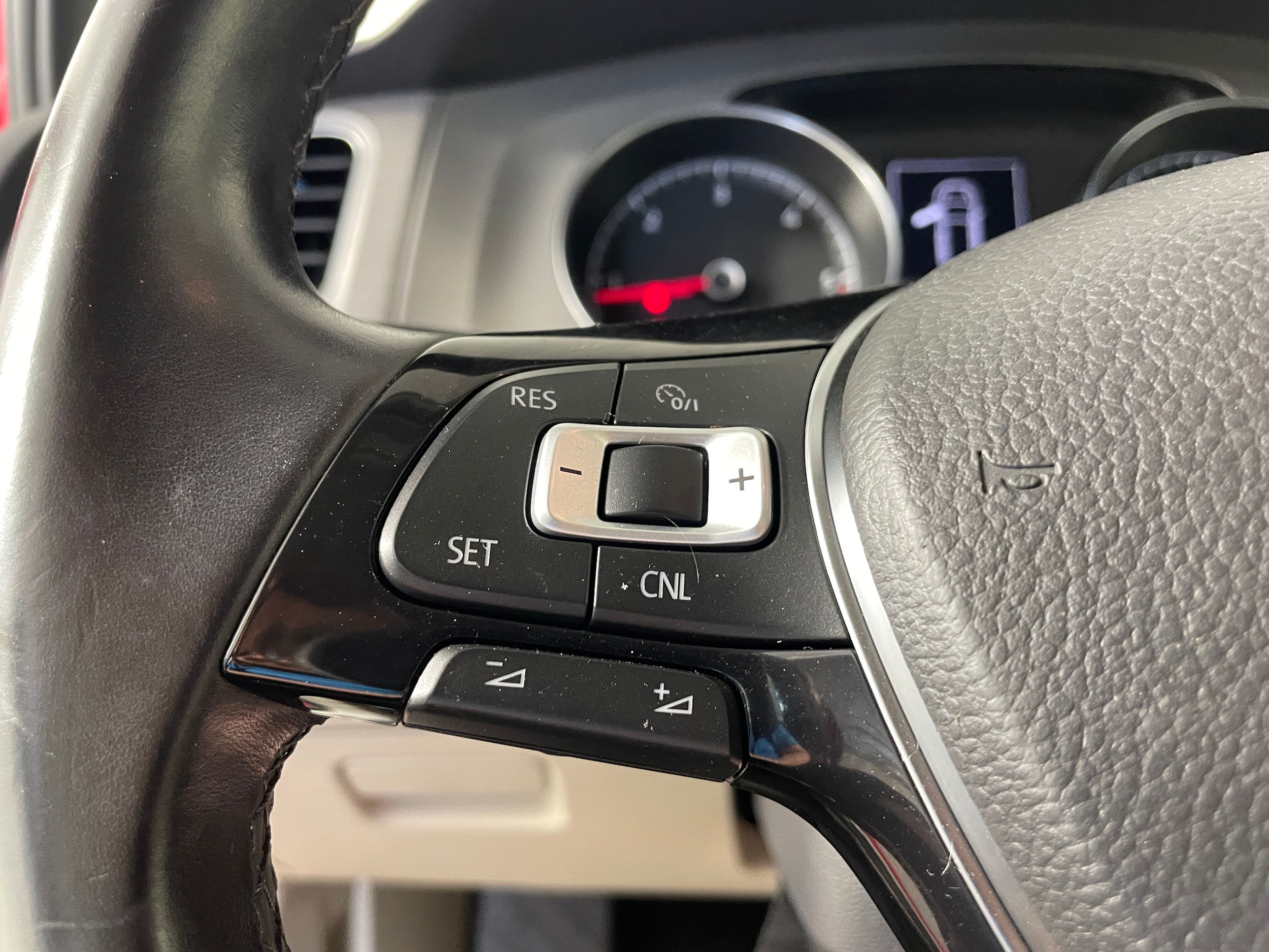 2015 Volkswagen Golf SportWagen TDI S - Photo 11