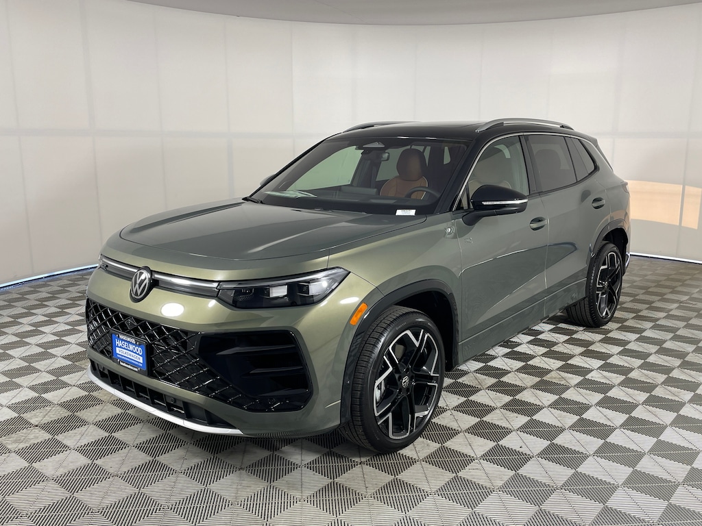 New 2026 Volkswagen Tiguan SEL R-Line Turbo SUV