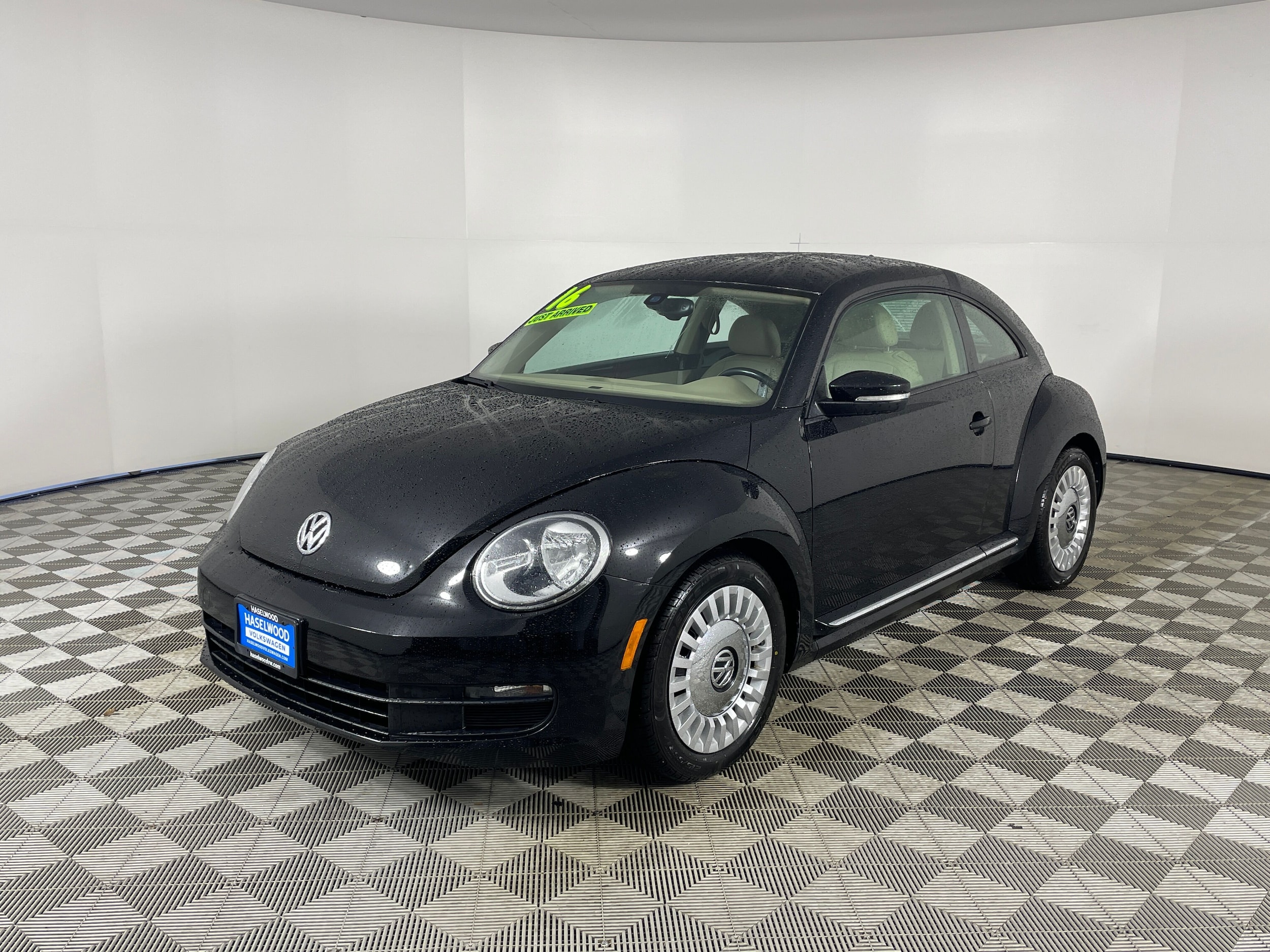 2016 Volkswagen Beetle SE