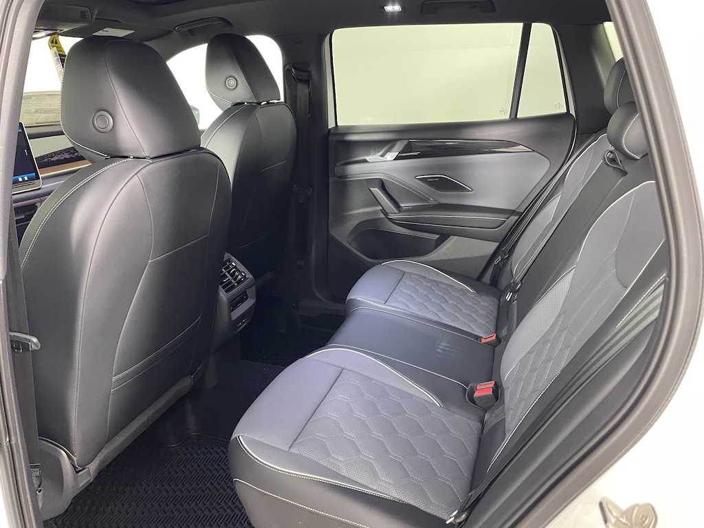 New 2026 Volkswagen Tiguan 2.0T SEL R-Line Turbo SUV