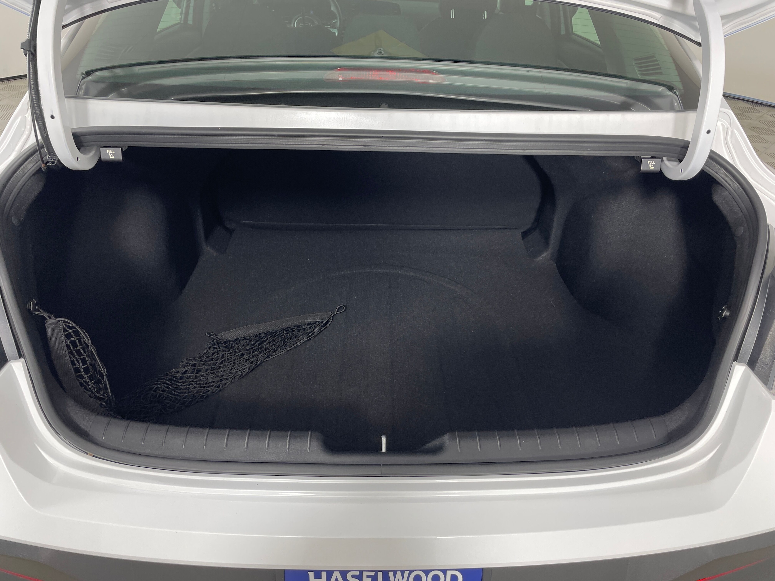 2025 Hyundai Elantra Blue - Photo 18