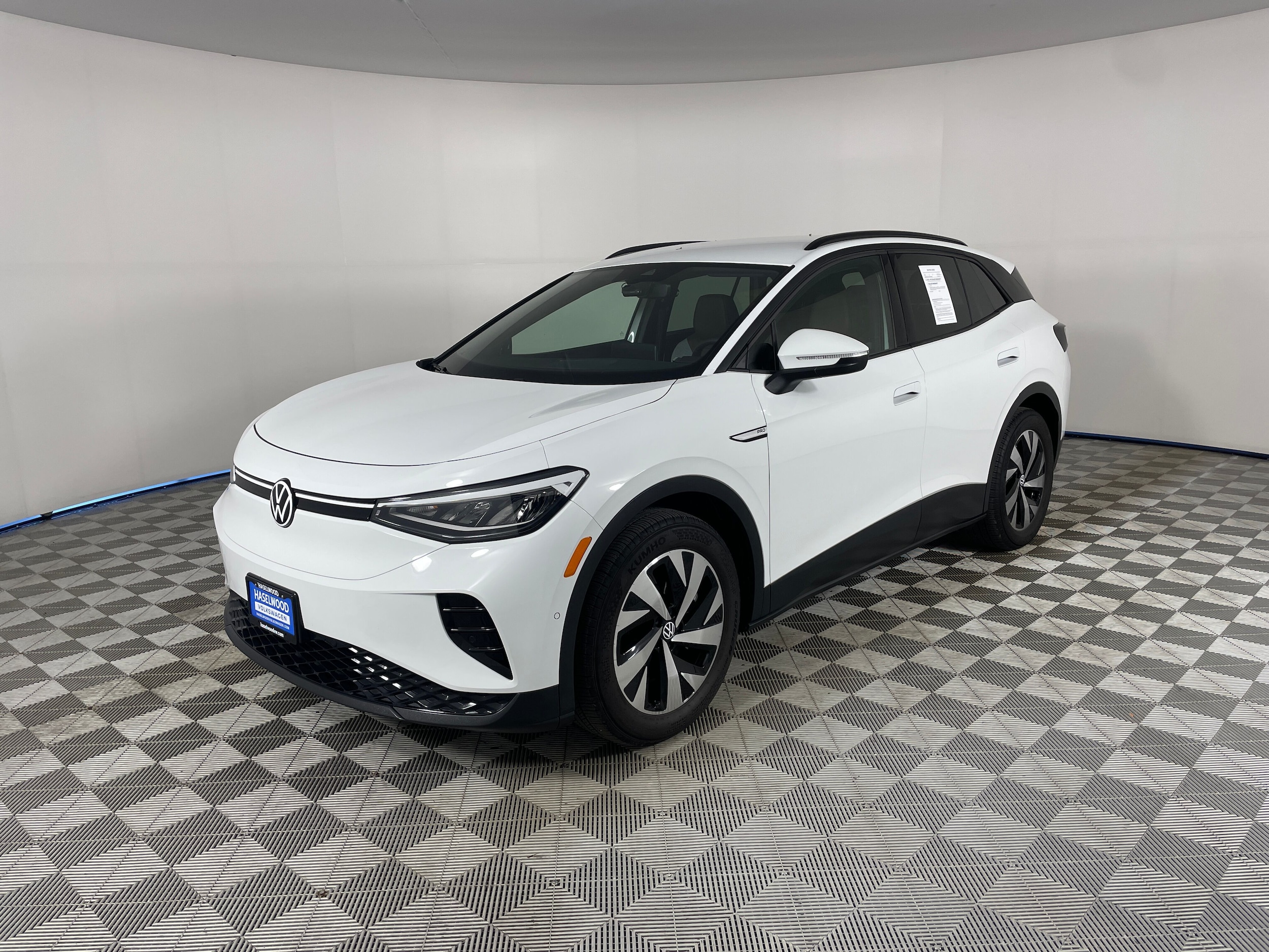 2023 Volkswagen ID.4 PRO