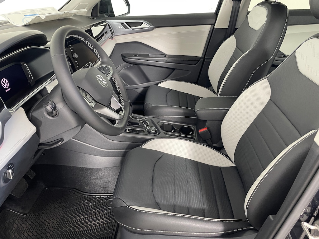 New 2026 Volkswagen Taos 1.5T SEL SUV