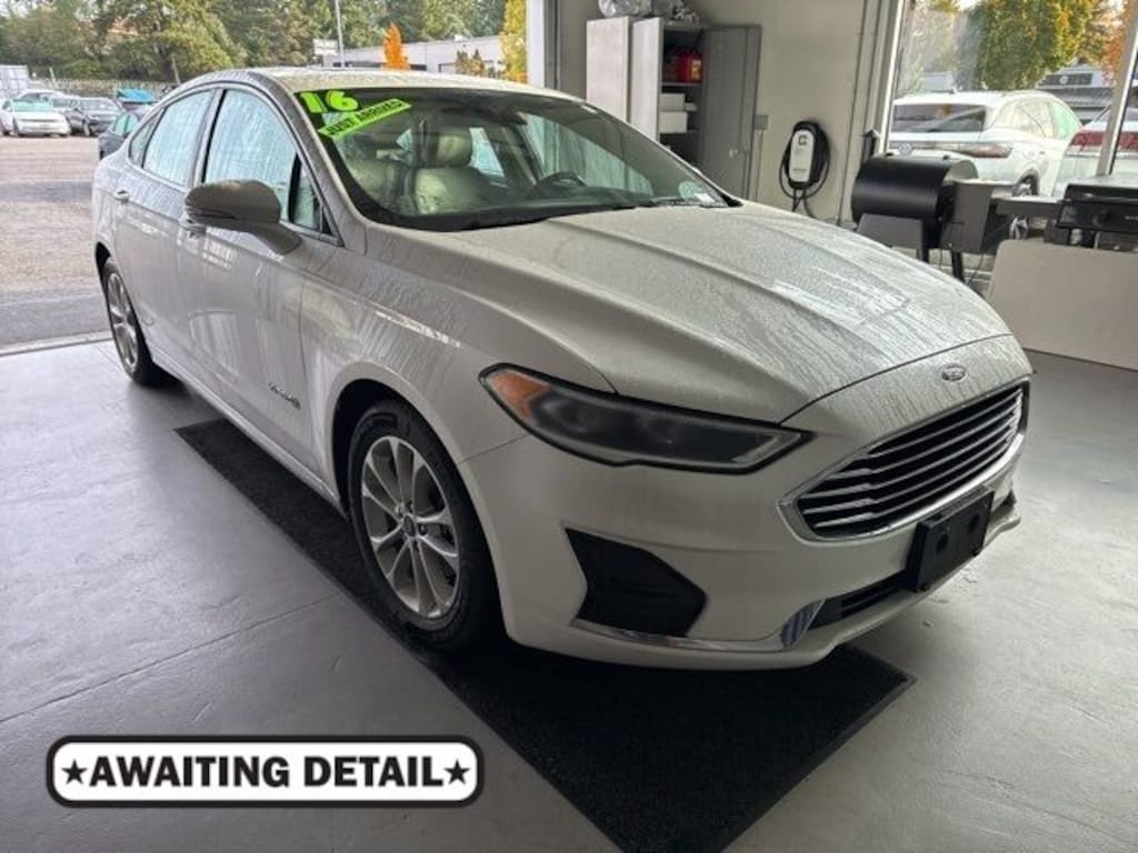 Used 2019 Ford Fusion Hybrid SEL Sedan
