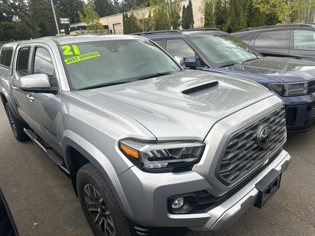 2021 Toyota Tacoma TRD Sport V6 photo 2