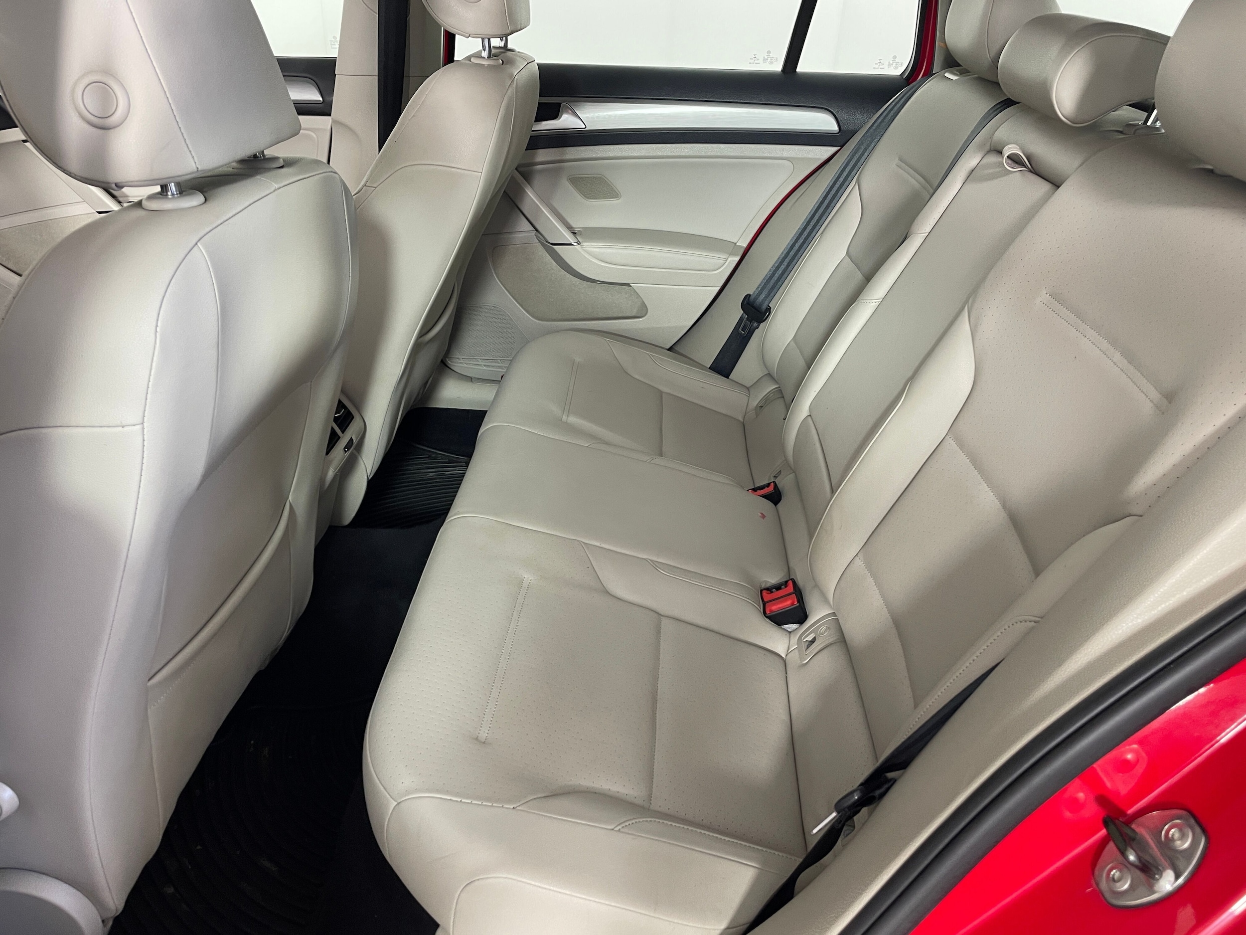2015 Volkswagen Golf SportWagen TDI S - Photo 16