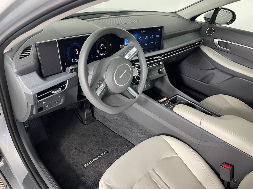 Used 2025 Hyundai Sonata SEL Sedan