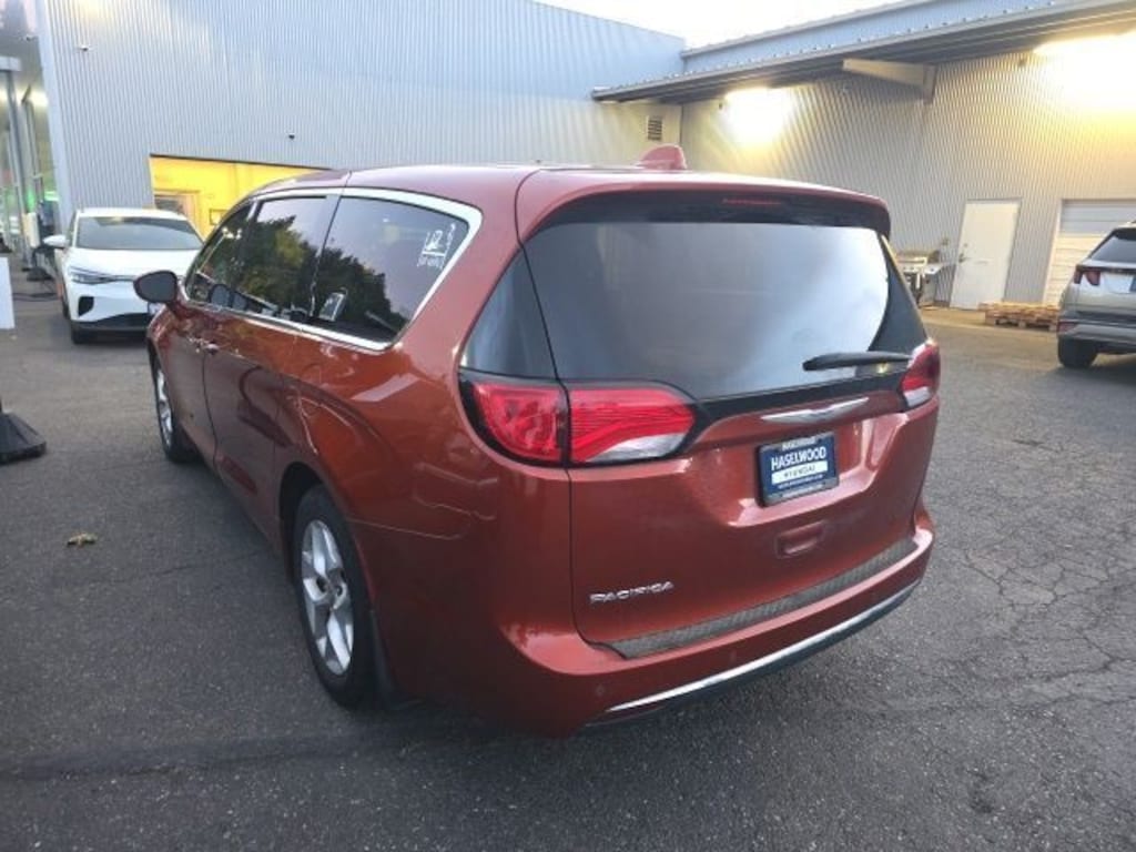Used 2018 Chrysler Pacifica Touring Plus Van