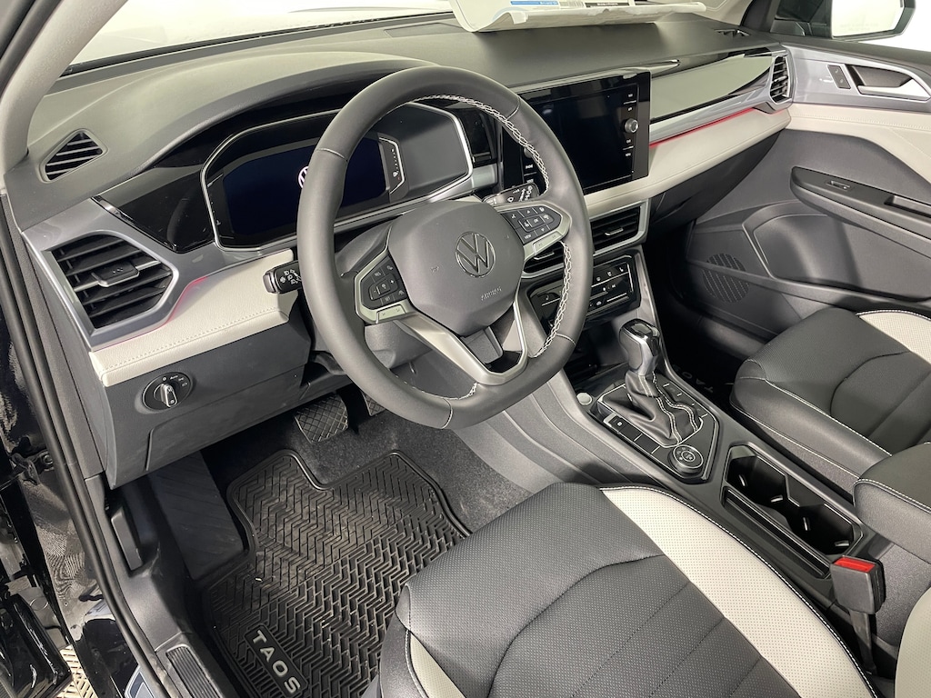 New 2026 Volkswagen Taos 1.5T SEL SUV