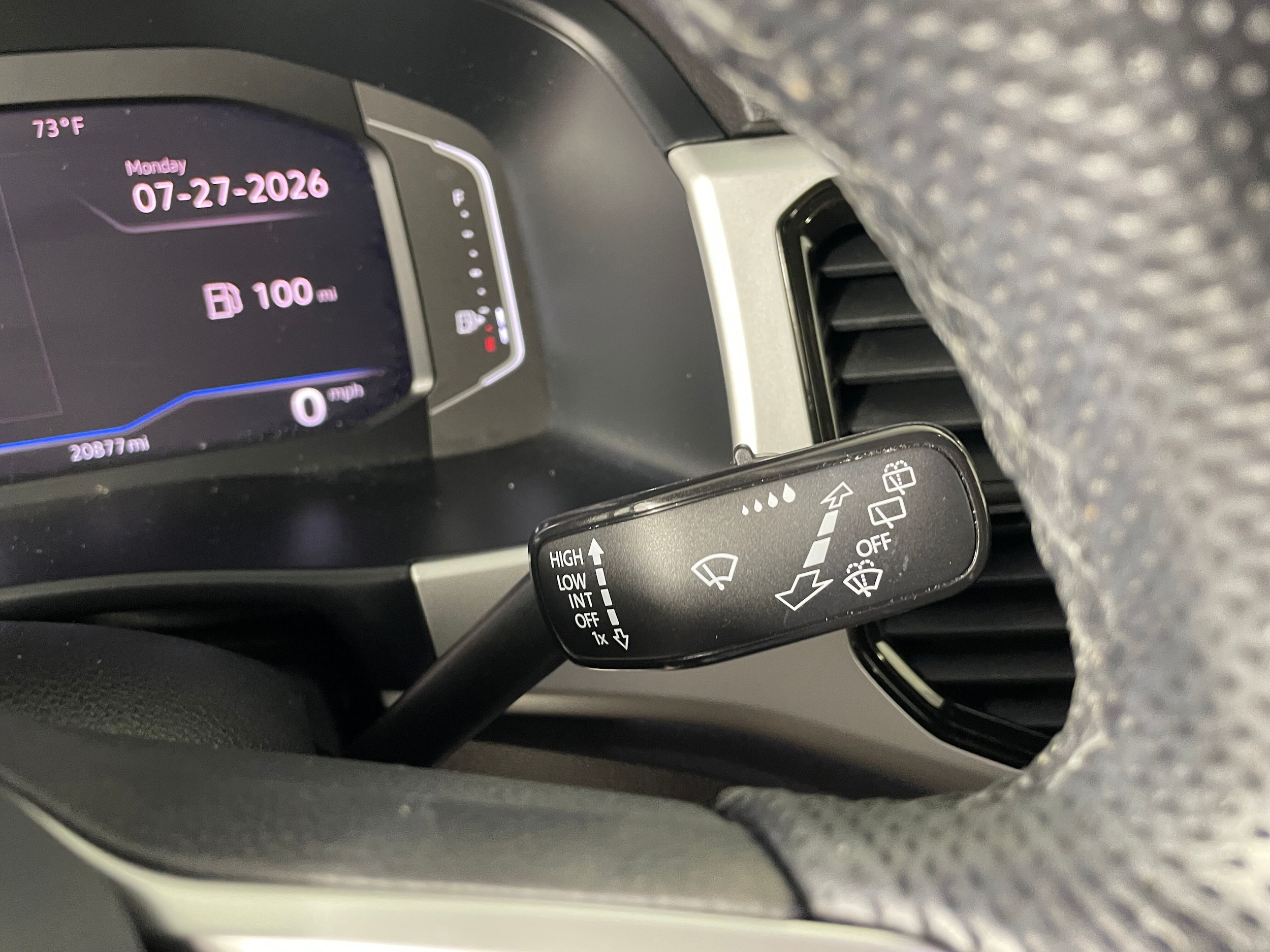 2023 Volkswagen Atlas Cross Sport SEL R-Line Black - Photo 12