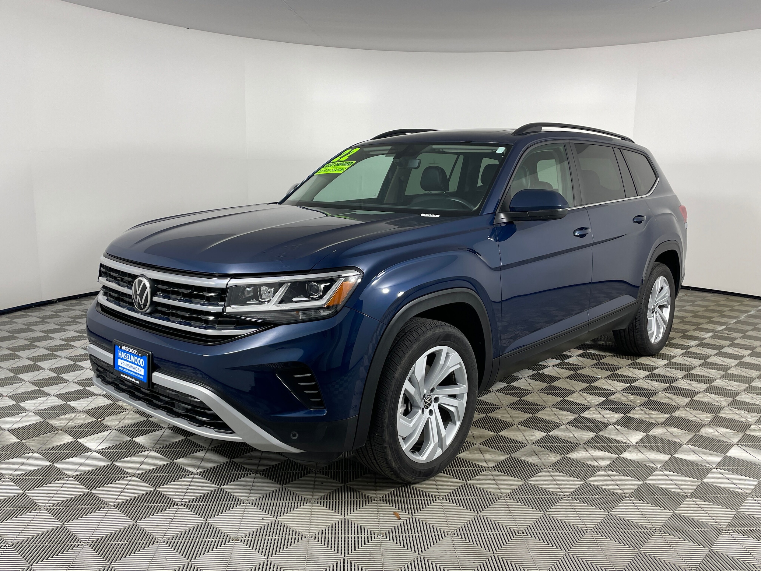 2022 Volkswagen Atlas SE w/Tech's photo
