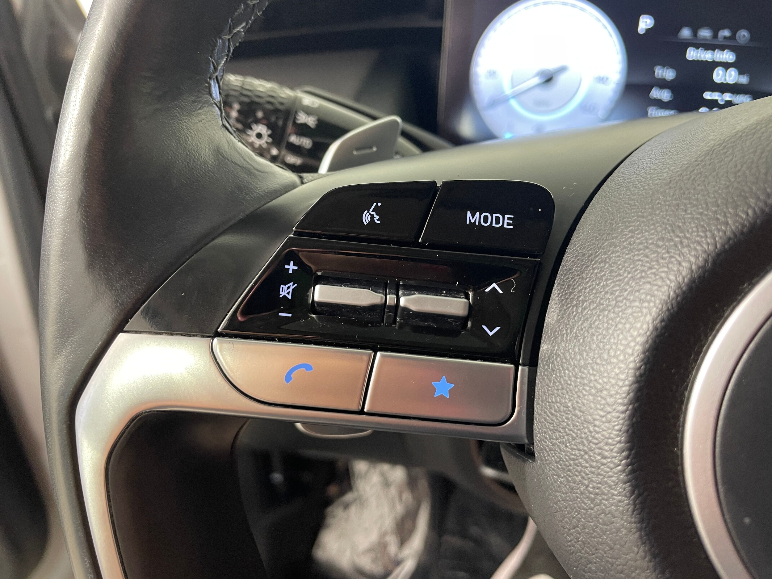 2022 Hyundai Tucson Limited - Photo 13