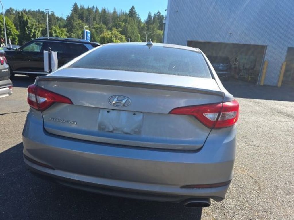 Used 2016 Hyundai Sonata SE w/PZEV Sedan