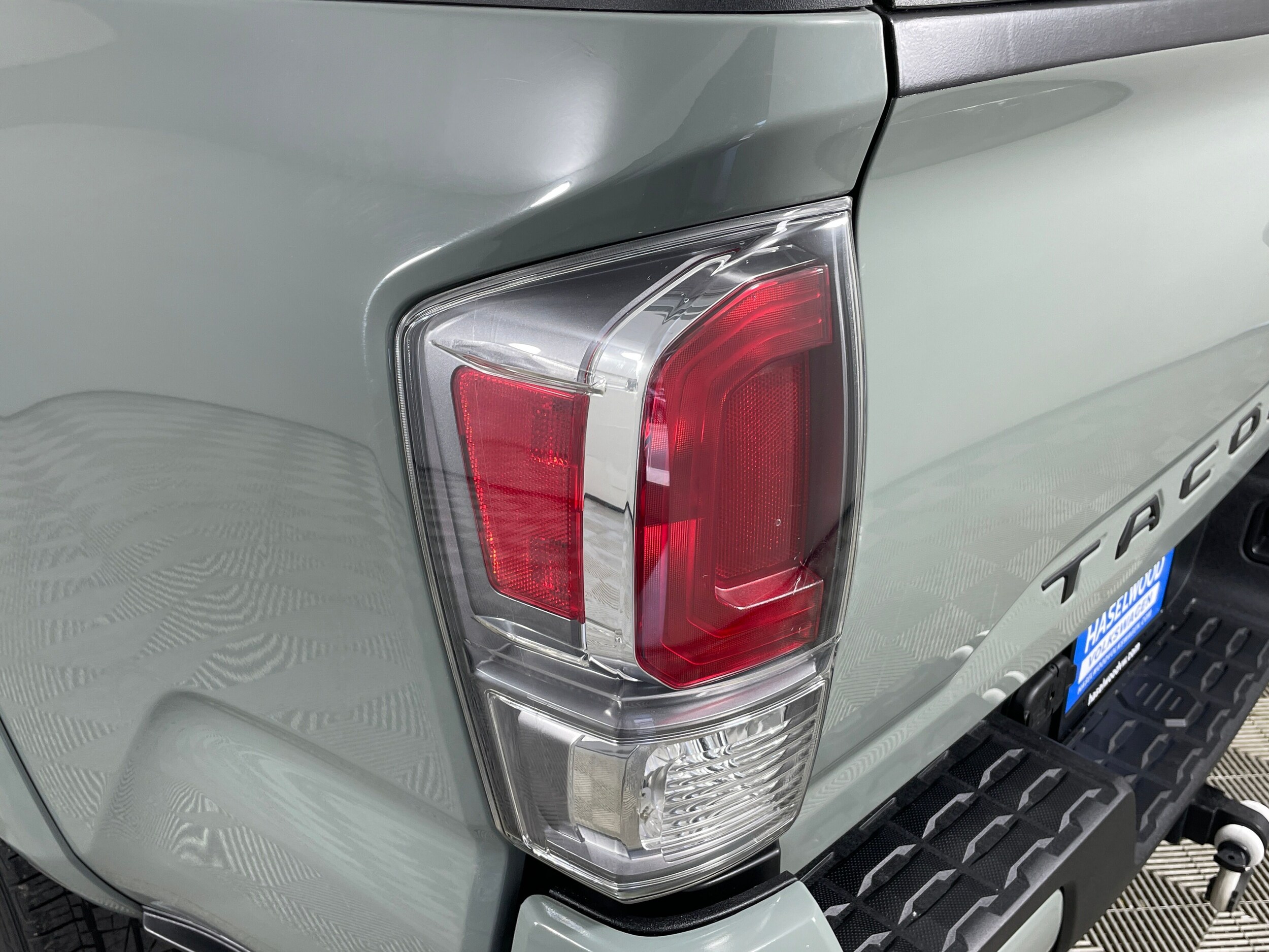 2022 Toyota Tacoma TRD Sport - Photo 18