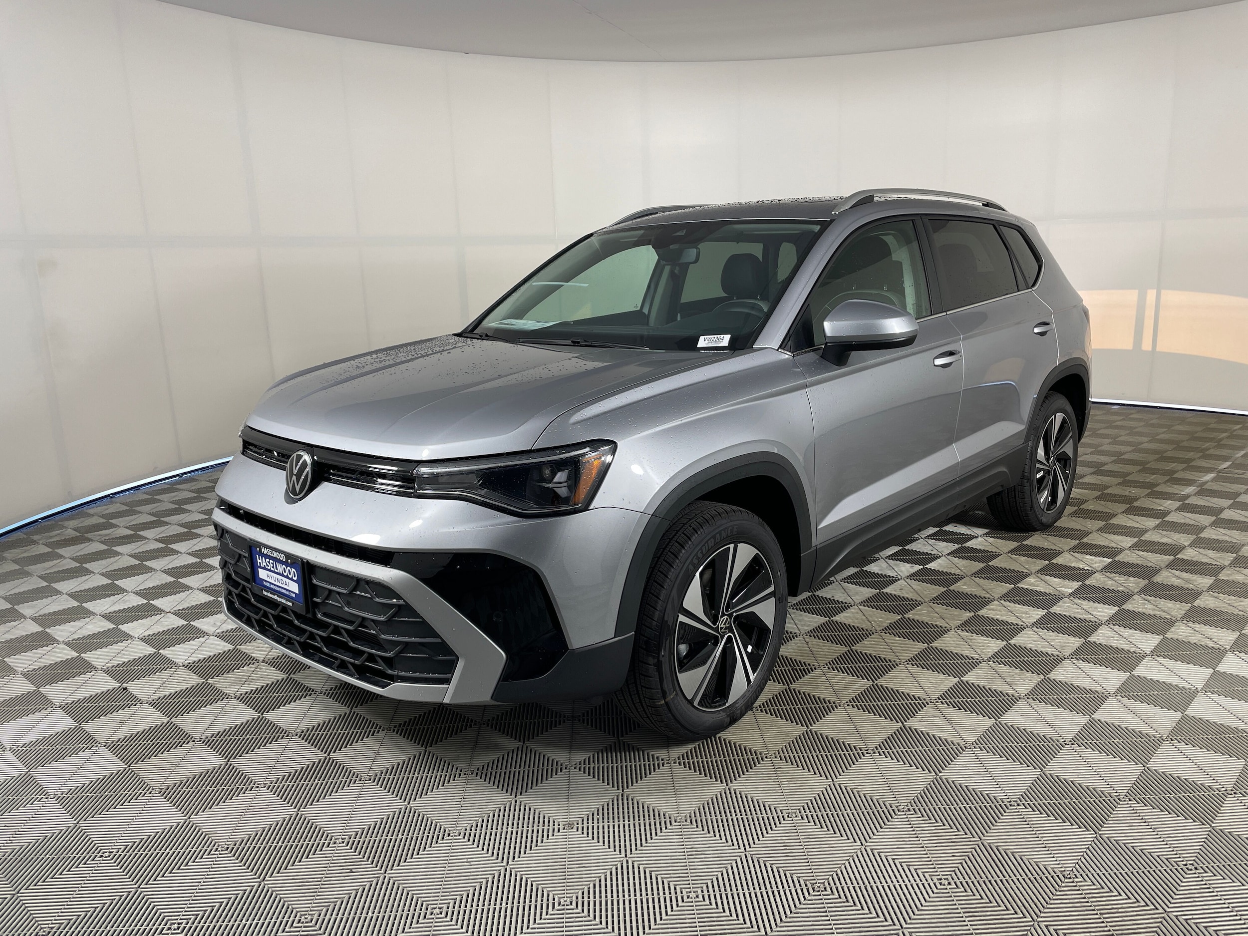 2025 Volkswagen Taos 1.5T SE 4Motion's photo