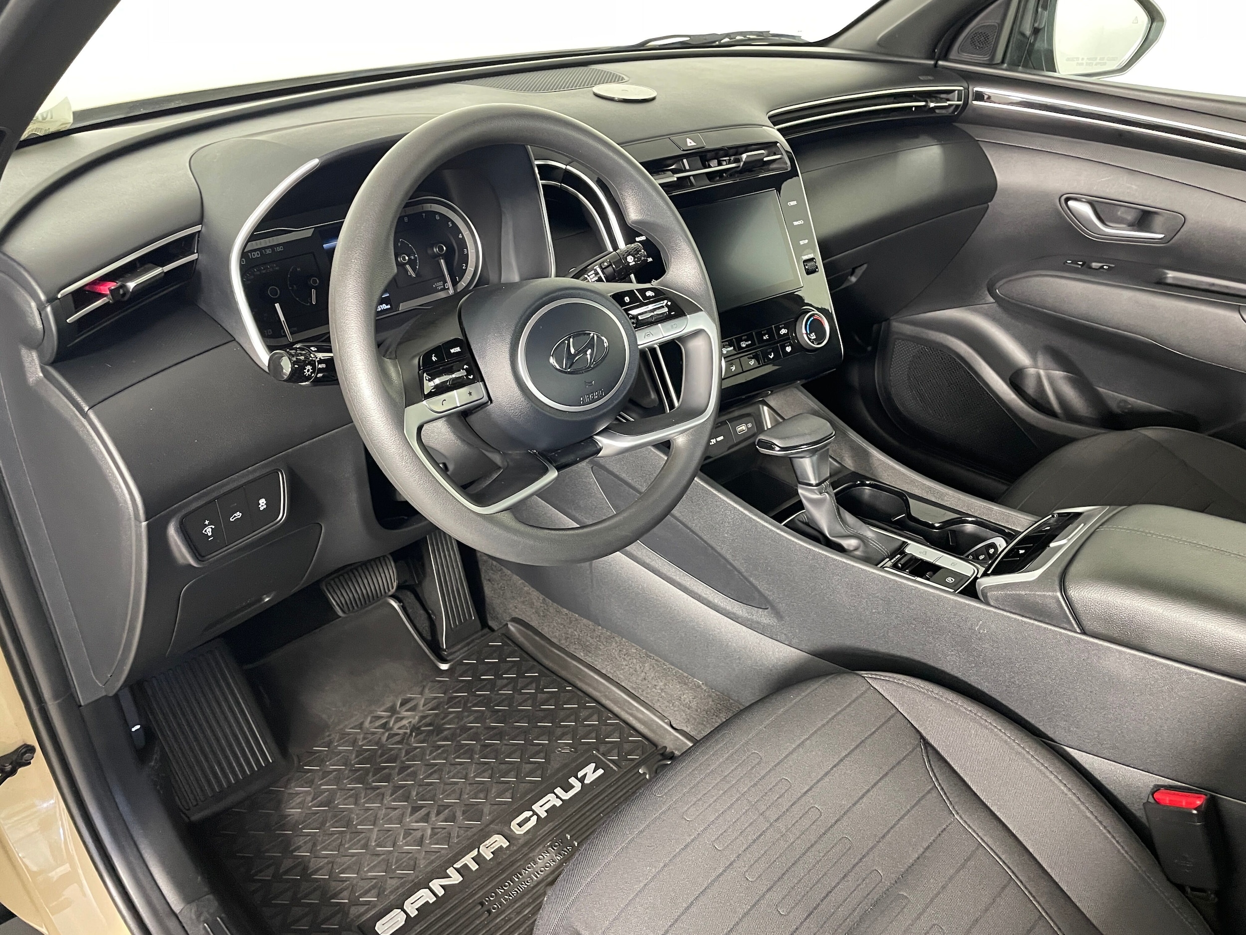 2023 Hyundai Santa Cruz SEL - Photo 3