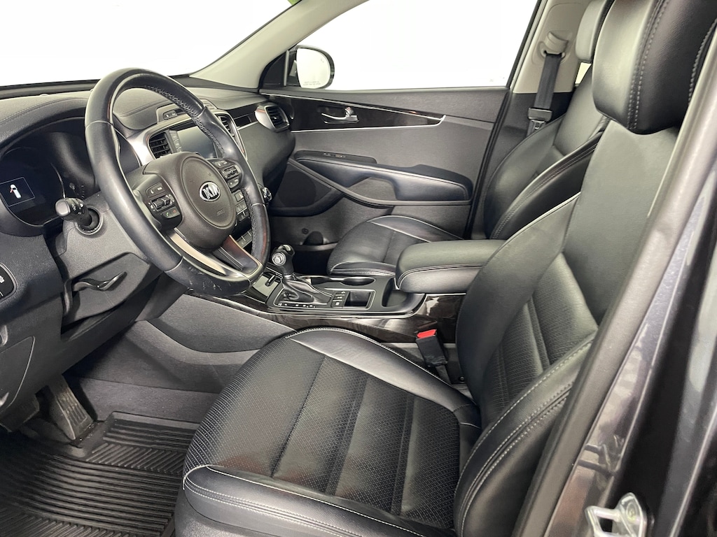 Used 2017 Kia Sorento 3.3L EX SUV