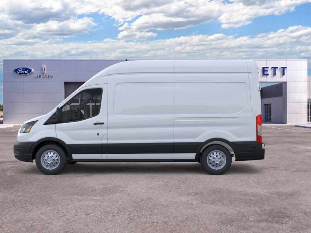 New 2026 Ford Transit Cargo Van Cargo Van T-350 148 Hi Rf 9500 GVWR RWD