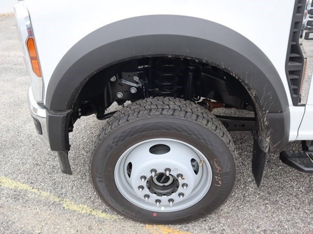 2025 Ford F-550 Super Duty Chassis Cab XL - Photo 15