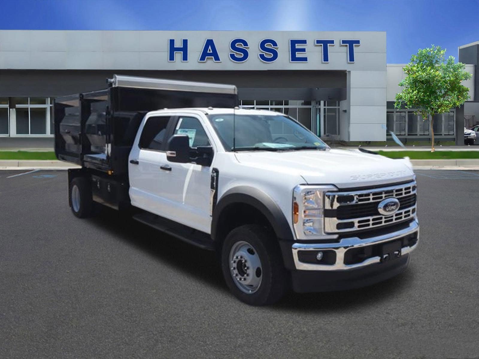 2025 Ford F-550 Super Duty Chassis Cab XL's photo