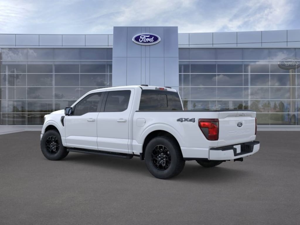New 2026 Ford F-150 XLT XLT 4WD SuperCrew 5.5 Box