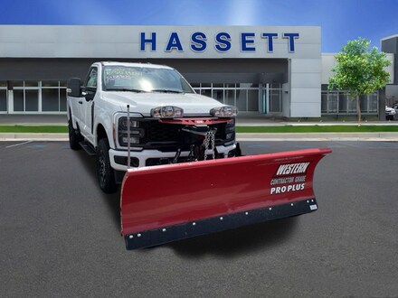2023 Ford Super Duty F-250 SRW XL XL 4WD Reg Cab 8 Box