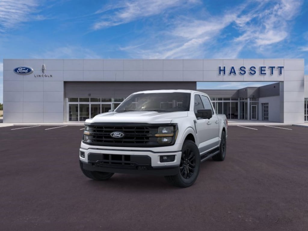 New 2026 Ford F-150 XLT XLT 4WD SuperCrew 5.5 Box
